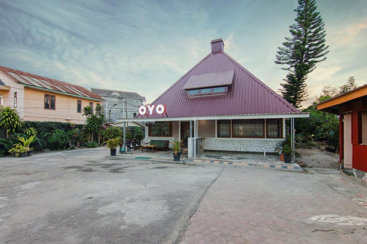 Oyo 799 Hotel Dieng Berastagi Ngoại thất bức ảnh