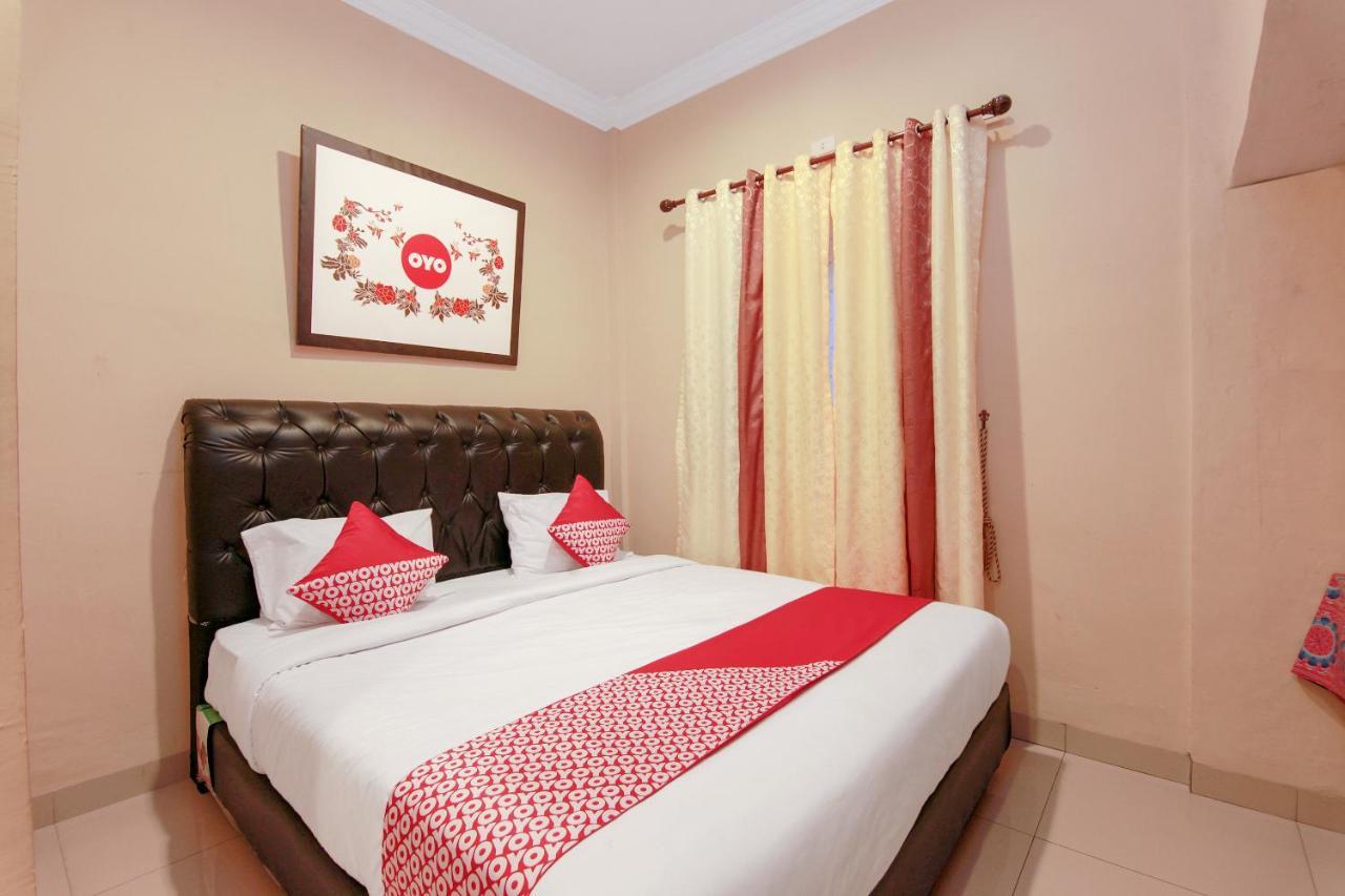 Oyo 799 Hotel Dieng Berastagi Ngoại thất bức ảnh